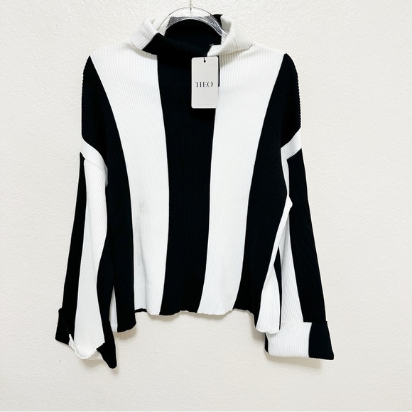 New Theo the label Minerra Knit Striped Mock Neck size S - Picture 2 of 10